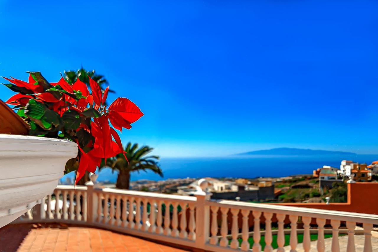 Villa Raquel con las vistas al mar Los Menores Exterior foto